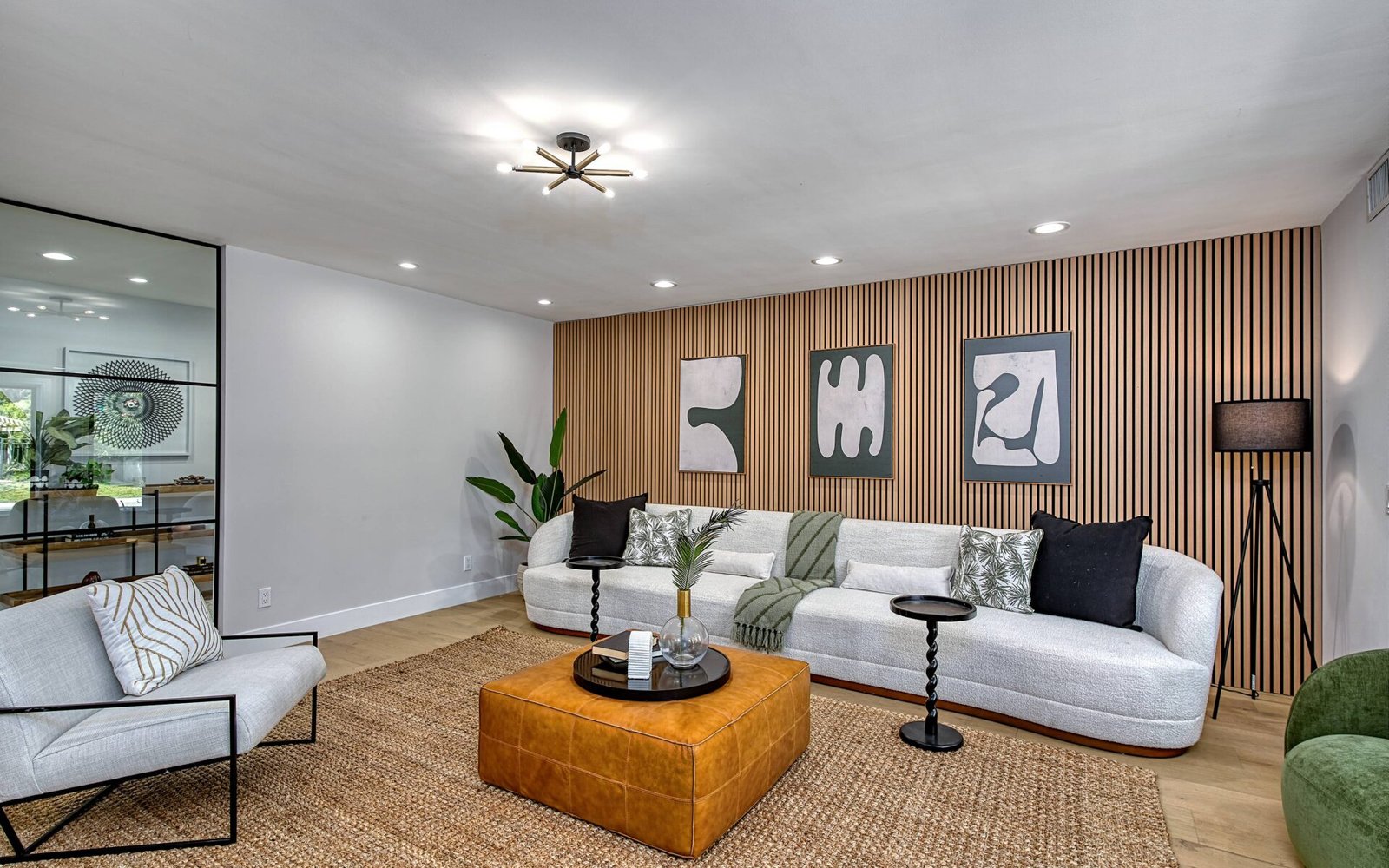 Elegant Staging in Calabasas