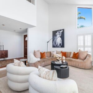 Home staged by Mid Modern Designs at 10200 Autumn Leaf Cir, Los Angeles, CA 90077 (1)